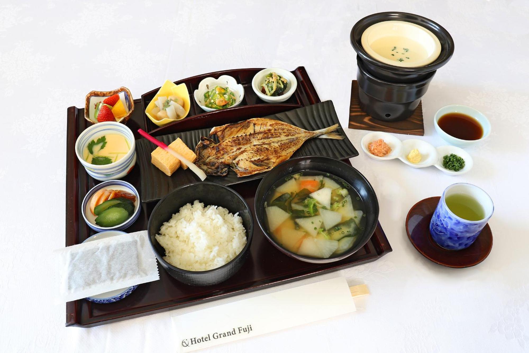 Hotel Grand Fuji Фудзи Экстерьер фото